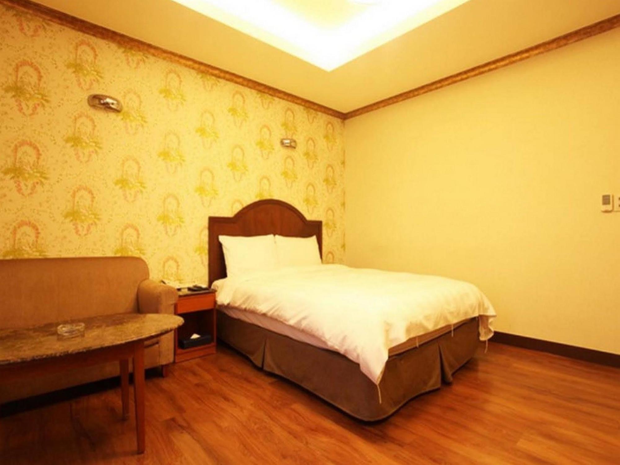Karak Tourist Hotel Seul Esterno foto