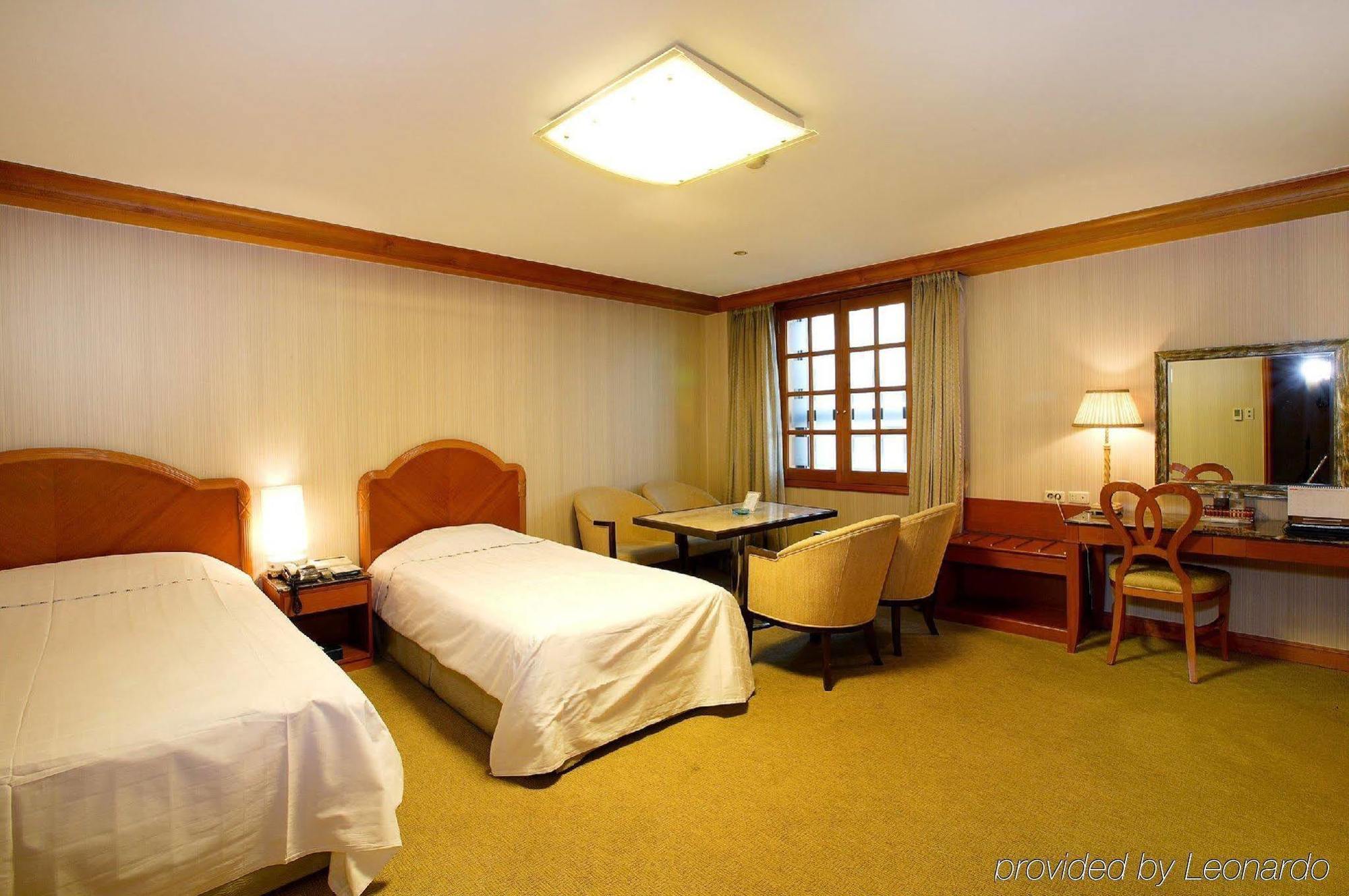 Karak Tourist Hotel Seul Esterno foto